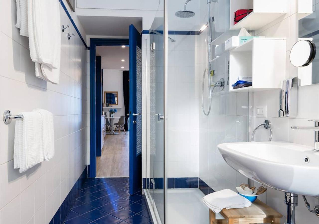Appartamento Blu A Milano Zona Ripamonti Vicino Allo Ieo Exterior foto